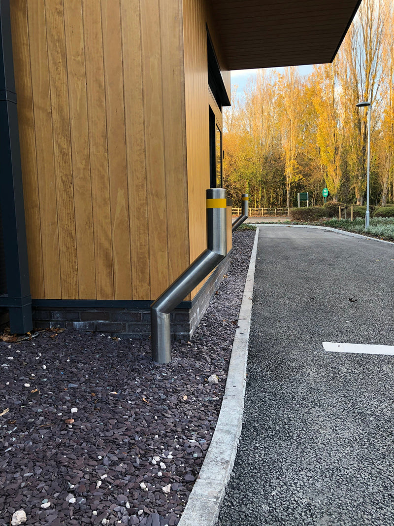 1100 mm Cranked Safety Bollard 4
