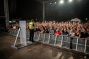 Premium Half-Size Stage Pit Barrier for Concerts and Festivals with Lightweight Aluminum Construction and Quick Assembly F...