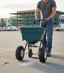 Professional 20kg Fertiliser and Salt Spreader with Pneumatic Wheels for Year-Round Use and Enhanced Handling - Main Produ...