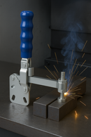 Vertical Toggle Clamp – Fixed Spindle, Heavy-Duty Steel