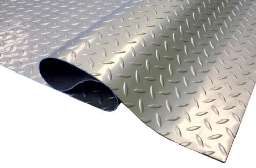 Diamond Pattern Rubber Van Flooring for Enhanced Grip