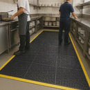 Interlocking Non-Slip Roof Matting – Self-Draining, Heavy-Duty Walkway Safety Mat for Roof Access & Maintenanc