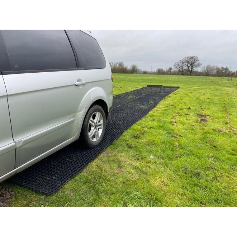 Rubber Grass Mat Roll 1m x 10.5m - industrialproducts-uk.co.uk